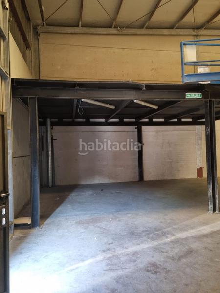 Foto aaf01b3d-9c80-49df-9b69-d603be3fb598. Nau industrial a La Paz Alcalá de Guadaira
