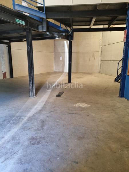 Foto c84e3cac-ee5c-45bd-a4c3-eb35a4c32347. Nau industrial a La Paz Alcalá de Guadaira