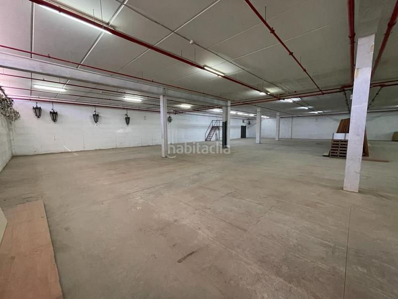 Foto 4a37f41d-4900-42a6-8d11-81cb56e48a18. Lloguer nau industrial a La Paz Alcalá de Guadaira