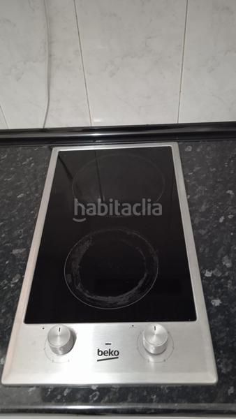 Foto 779d9c90-da86-40fb-904d-c6d16a5574a2. Rent apartment in Los Remedios Sevilla