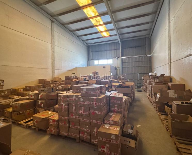 Foto cf7e4ad1-c6b4-4781-926d-d10e1f95e413. Nau industrial a La Paz Alcalá de Guadaira