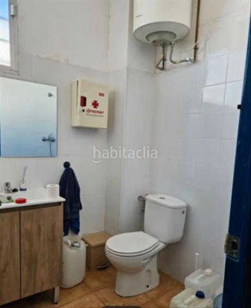 Foto f113406b-fdee-4ca7-b8d8-e9b565124e1d. Nau industrial a La Paz Alcalá de Guadaira