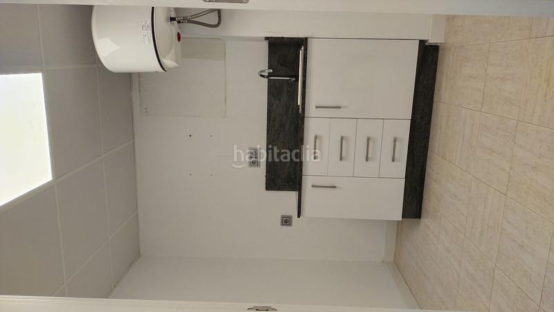 Foto 08b1fd6f-e5a4-4f14-b8da-6665d99d669b. Nau industrial a La Paz Alcalá de Guadaira