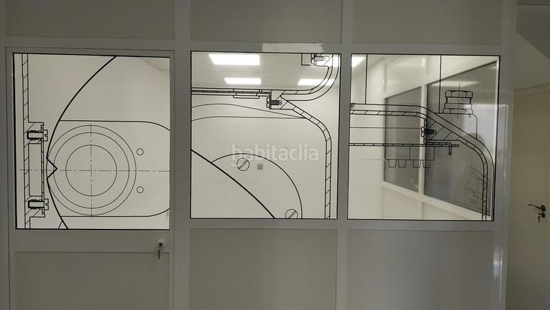 Foto 1b295eb2-15ac-400a-a710-71a5f43e3bd1. Nau industrial a La Paz Alcalá de Guadaira