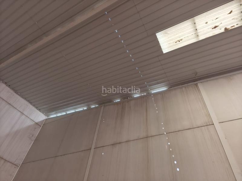 Foto 0bc0e757-72ab-4644-833c-35ee77243d6c. Nave industrial  en venta . en Burguillos