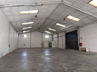 Fabrikhalle in La Paz. Nave industrial en venta en políg.industriales  la red, 1 dormit