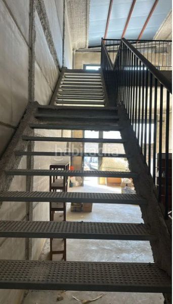 Foto 7656bf57-c128-4762-bf3d-7e710784dc9c. Rent industrial building in San Jerónimo - La Bachillera Sevilla