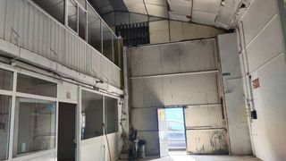 Capannone industriale in Palmete