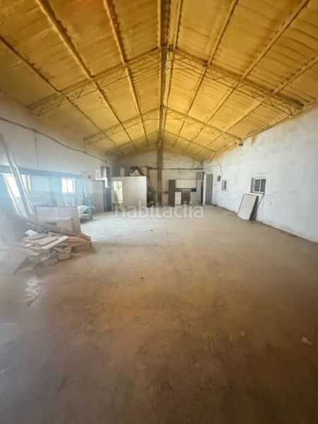 Foto b72bd8b7-10eb-49c7-bb90-011fe5b0855d. Rent industrial building in La Hacienda - Nueva Andalucía Dos Hermanas