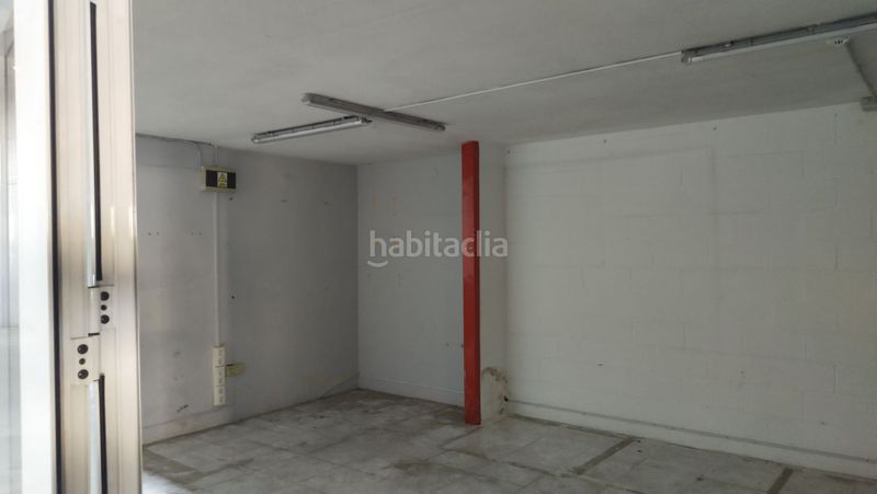 Foto f91ab8cf-e0e4-44ab-b4da-83fdd609b33f. Fabrikhalle in Palmete Sevilla