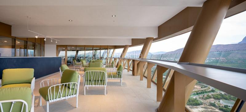 Foto 162d8283-5e76-47f3-9232-461a31d3293d. Apartament amb calefacció piscina a Playa Poniente Benidorm