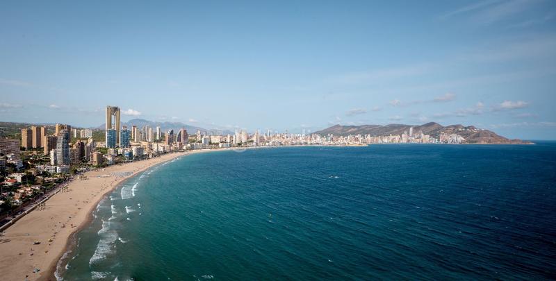 Foto abd800b3-db40-4ee0-bec6-5f65be128949. Apartament amb calefacció piscina a Playa Poniente Benidorm