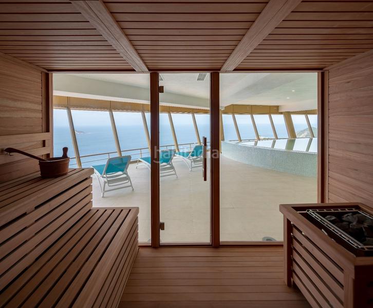 Foto f953bfdc-0242-4de9-8be4-73987f204f11. Apartament amb calefacció piscina a Playa Poniente Benidorm