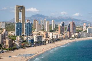Apartament en Playa Poniente. Apartamento de lujo de 8 habitaciones en el diamante del edifici