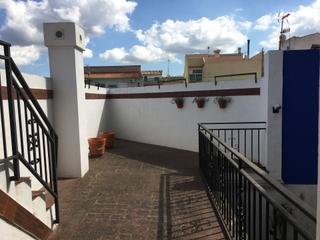 Casa en Pedreguer. Casa grande y nica de 6 dormitorios en el corazn de pedreguer