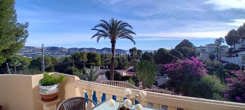 Foto 4eb4366d-99b3-4fa9-a6fe-a0d06cc9a3f6. Chalet magnífica villa de 4 dormitorios, con vistas al mar hacia la bahía , en la zona de fanadix, con piscina y garaje. oportu en Moraira