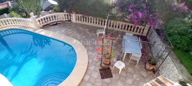 Foto b81b1d45-689d-42ba-ab56-079e1aba6696. Chalet magnífica villa de 4 dormitorios, con vistas al mar hacia la bahía , en la zona de fanadix, con piscina y garaje. oportu en Moraira