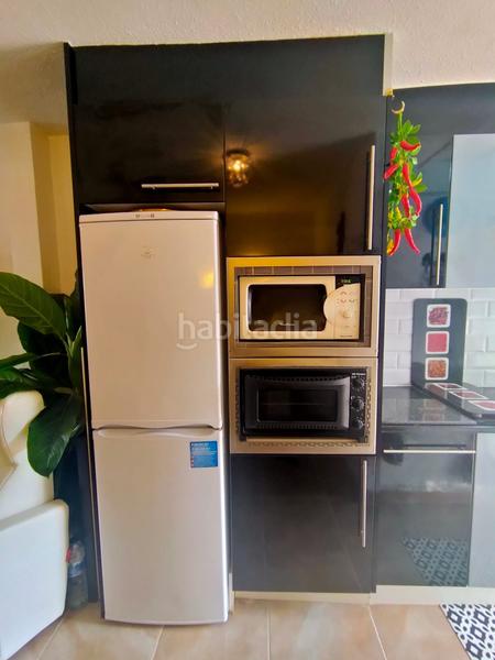 Foto 3775514a-04e2-4093-b0e1-f64c10bf5470. Apartament amb calefacció piscina a Sierra Helada Benidorm