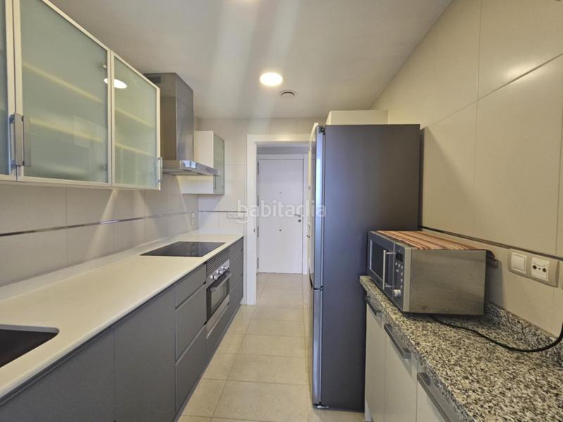 Foto dbeca8c0-49c0-4a30-8f37-2c40f4e3224c. Apartament amb piscina a Rincón Bajo Benidorm