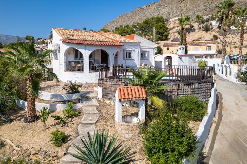 Foto 880fde92-b403-415a-9203-55feecf39c20. House with heating pool in Orxeta