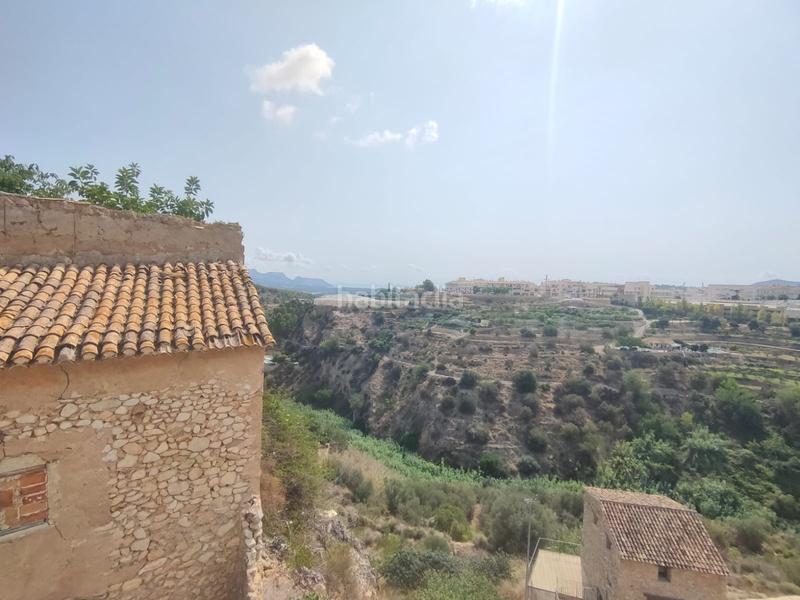 Foto 01cee0aa-310a-475d-b876-401e00d638b3. Masía magnífica casa adosada de 3 dormitorios y 2 baños en el casco antiguo . garaje privado y azotea con vistas al mar y a la m en Polop