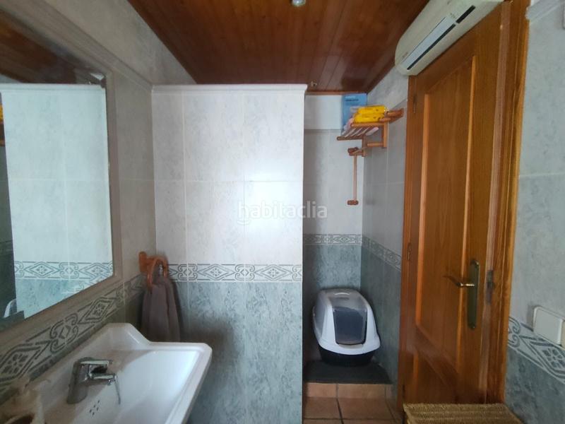 Foto 16f4b1ff-2bad-4f95-aca7-42aa46c076f8. Masía magnífica casa adosada de 3 dormitorios y 2 baños en el casco antiguo . garaje privado y azotea con vistas al mar y a la m en Polop