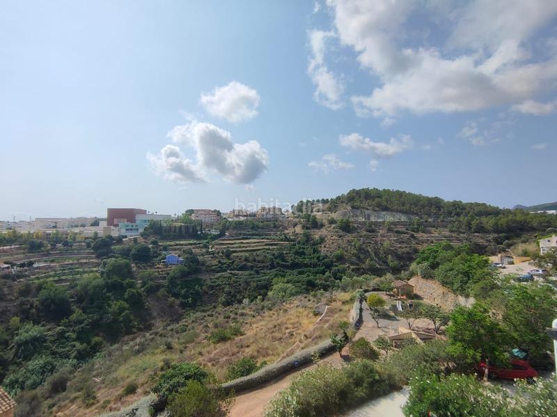Foto 1e14d179-1400-46f2-a519-3fafacfccb24. Masía magnífica casa adosada de 3 dormitorios y 2 baños en el casco antiguo . garaje privado y azotea con vistas al mar y a la m en Polop