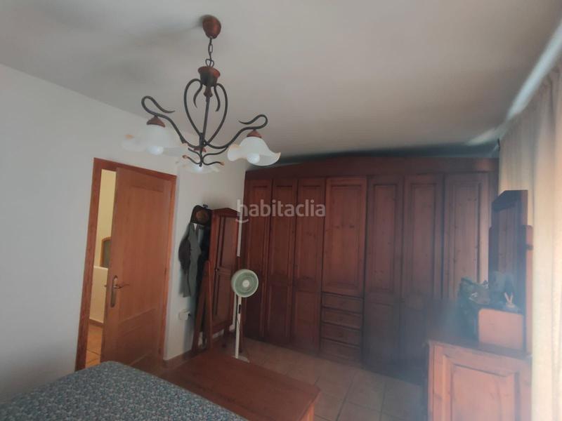 Foto 3da391ab-bb59-4d55-a144-274429be00f1. Masía magnífica casa adosada de 3 dormitorios y 2 baños en el casco antiguo . garaje privado y azotea con vistas al mar y a la m en Polop
