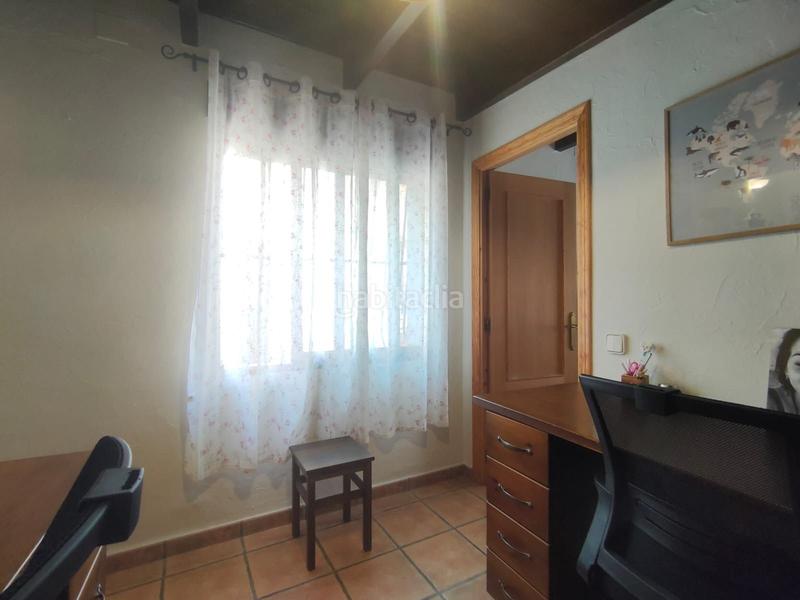 Foto 3e044991-b8f9-4017-9312-2ffbe3a3131d. Masía magnífica casa adosada de 3 dormitorios y 2 baños en el casco antiguo . garaje privado y azotea con vistas al mar y a la m en Polop