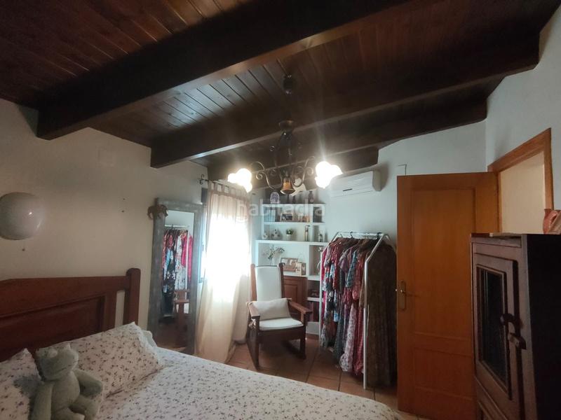 Foto 46213c35-6365-4371-af0a-2d3b3823760d. Masía magnífica casa adosada de 3 dormitorios y 2 baños en el casco antiguo . garaje privado y azotea con vistas al mar y a la m en Polop