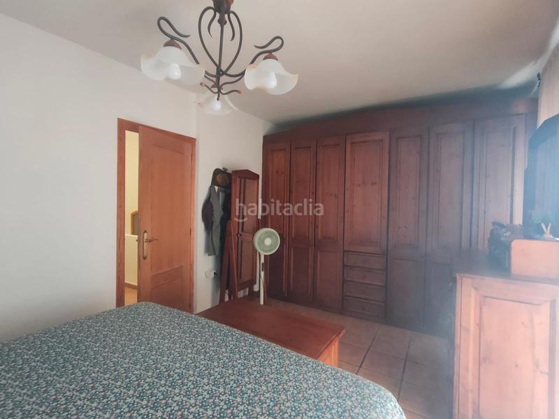 Foto 740b8073-0435-4e4f-8779-9370dd60847f. Masía magnífica casa adosada de 3 dormitorios y 2 baños en el casco antiguo . garaje privado y azotea con vistas al mar y a la m en Polop