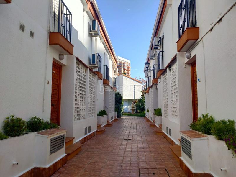 Foto 317877b4-c044-4e85-b2d2-4fb1dcf5f8aa. Maison jumelée avec chauffage piscine dans Rincón Bajo Benidorm