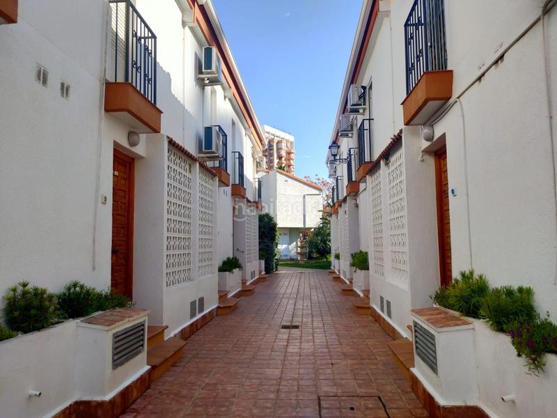 Foto 8ce8431a-06d9-4403-9246-d408ffb2d9fb. Semi detached house with heating pool in Rincón Bajo Benidorm