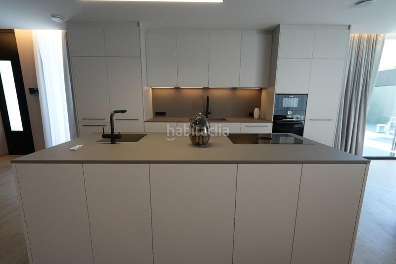 Foto 5bf3ae7b-b36d-4f2a-9adf-417ecc289f8a. Chalet mit heizung parking pool in L´Albir Alfàs del Pi (l´)