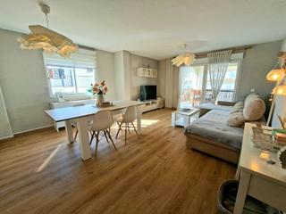 Pis a Altea Ciudad. Encantador apartamento reformado con vistas al mar y la montaña