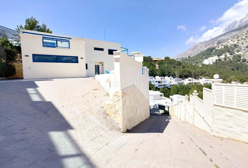 Foto d2561ceb-ec5a-4f08-97ce-694631e04de7. Chalet avec chauffage parking dans Altea hills Altea