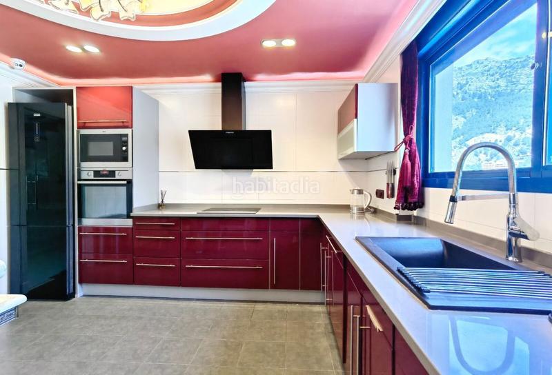 Foto b5f2b91b-a2fc-4327-85f2-a57c6eb8101a. Chalet con riscaldamento parcheggio in Altea hills Altea