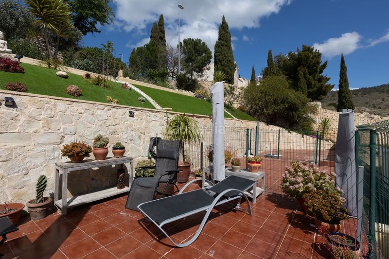 Foto 621a5702-67ea-454d-a83f-fbe918311a9a. Casa adossada amb calefacció piscina a Relleu