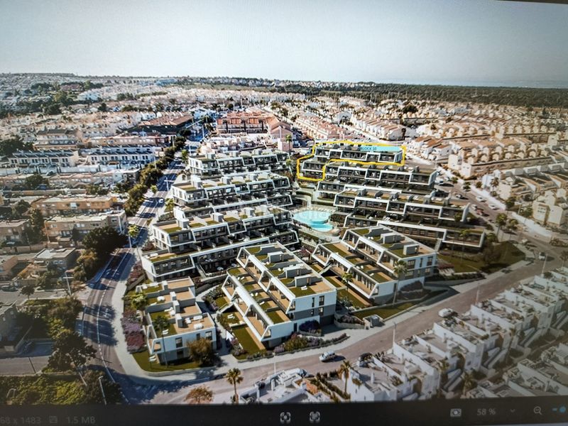 Foto 203722a9-777b-48d1-b495-18edcd70a6c4. Apartament amb piscina a Agua Amarga - Urbanova Alicante