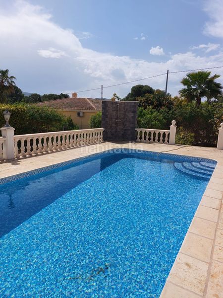 Foto ca4fbe0d-5030-42bf-9ed6-256c88bba51c. Casa amb piscina a Pueblo-Ubanizaciones Alfàs del Pi (l´)