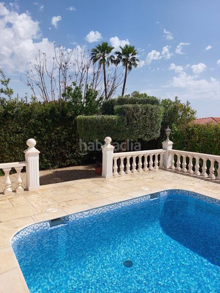 Foto cee2c4f6-6d0f-4842-88ff-9479d34dde6d. Casa amb piscina a Pueblo-Ubanizaciones Alfàs del Pi (l´)