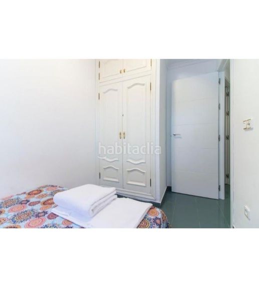 Foto 01d44119-34eb-44a9-b65a-64b243ebd4fa. Apartament amb piscina a Playa Poniente Benidorm