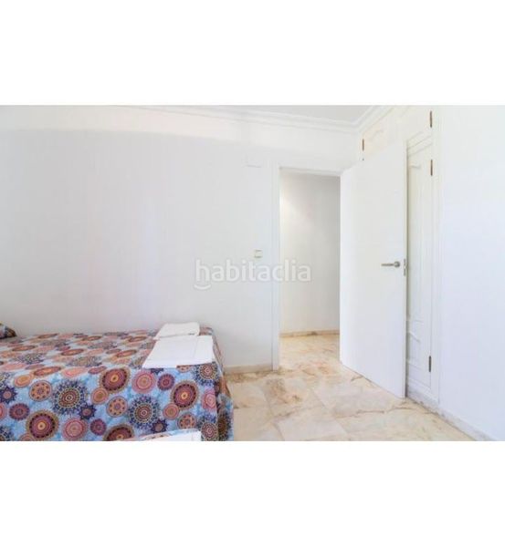 Foto 08807179-3576-4f50-a6b3-6dafcf9beb68. Apartament amb piscina a Playa Poniente Benidorm
