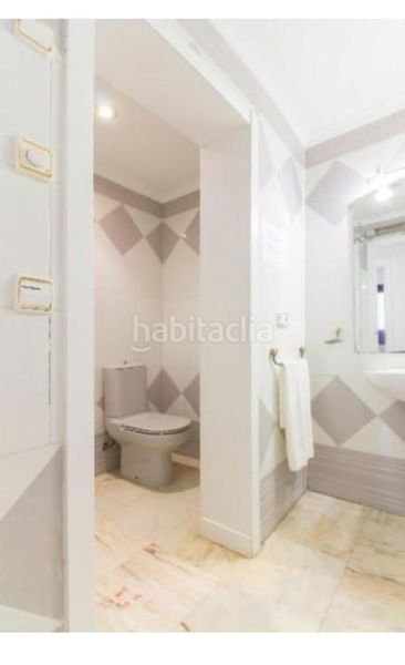 Foto 1291a89f-6376-4778-8bf2-f7617ecfd055. Apartament amb piscina a Playa Poniente Benidorm