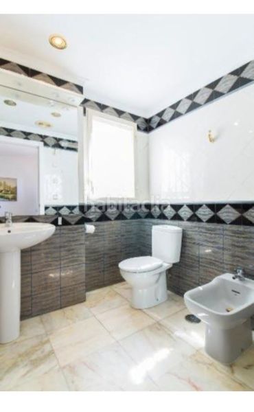 Foto 9ecb8274-2187-4718-93d7-01678f50f480. Apartament amb piscina a Playa Poniente Benidorm