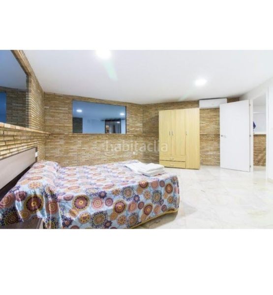 Foto ad9d22ec-57c3-452b-8da9-4f1dcbb2a8e9. Apartament amb piscina a Playa Poniente Benidorm