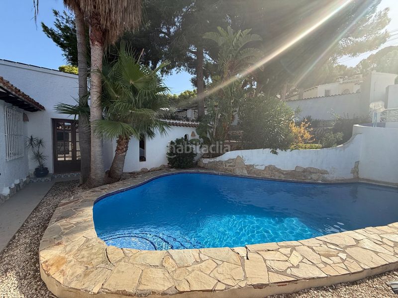 Foto 3e4b906a-53e5-4a6b-b8b9-ca5bc9af8f12. Casa amb piscina a Paichi Moraira
