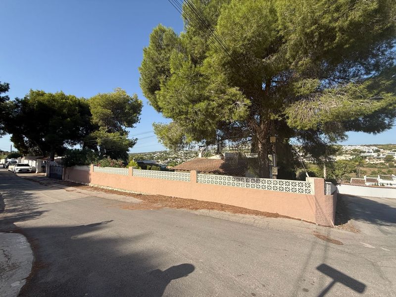 Foto 690d14a6-1ad2-4001-9c85-c445b97f6a2e. Casa amb piscina a Paichi Moraira