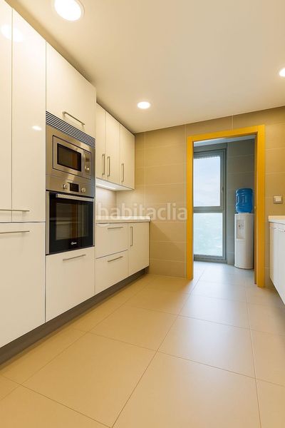 Foto 38c09214-39ca-4085-b69b-c5f91fe7984c. Apartament amb piscina a Playa Poniente Benidorm