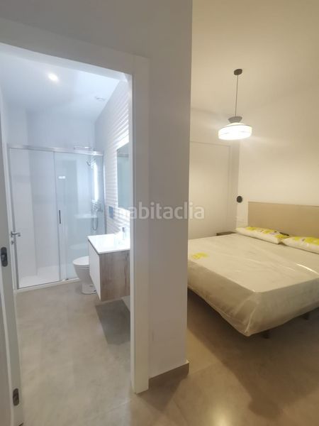 Foto 1e36d837-c63c-43e1-b2e8-52da96239b3f. Apartament amb piscina a Antonio Machado Torrevieja